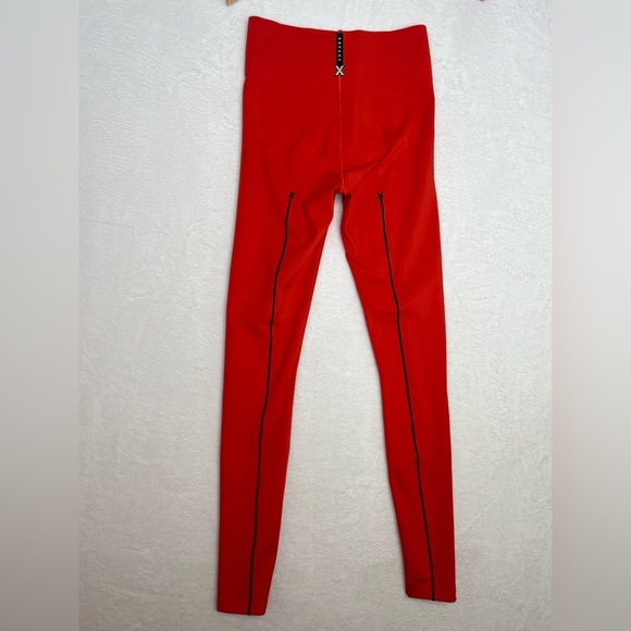 Savage X Fenty Rihanna Hotline High-Waist Legging Sz S Engine Red/Black Workout - Picture 3 of 11